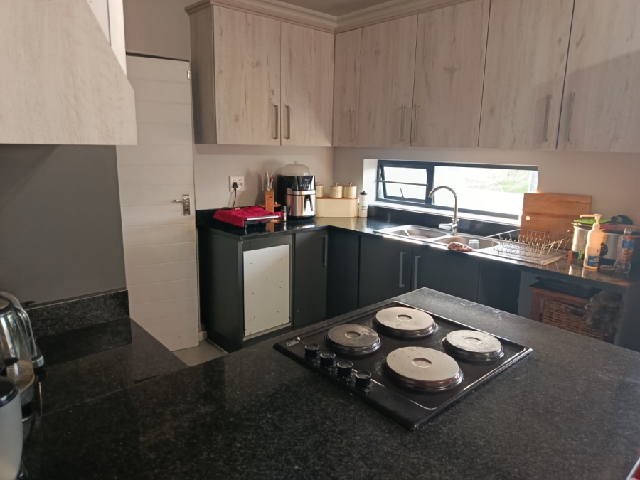 3 Bedroom Property for Sale in Fairview Eastern Cape